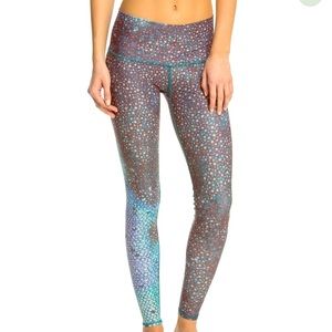 Teeki yoga pants
